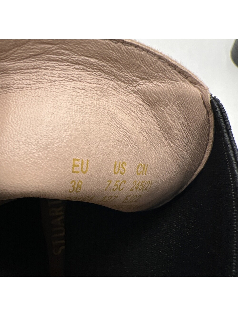 Women’s Stuart Weitzman Norah Chelsea Lug boots white leather Size 7.5C - Picture 5 of 5